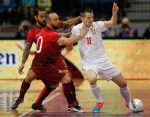 STIGLA KAZNA: Srbija promašivala, Žoao Matos i Kardinal pogađali (VIDEO)