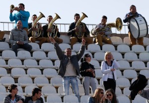FOTOGALERIJA: Trubači se orili Humskom, Grobari hteli na teren