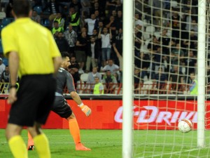 OGLASIO SE POSLE PROSPAVANE NOĆI: Kahriman poslao važnu poruku Delijama (FOTO)