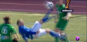 BUUUUM: Prijem grudima i makazice sa 30 metara u stilu Ibrahimovića (VIDEO)