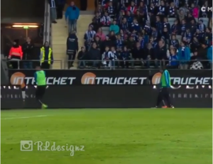 ‘VARNIČI’ ŠIROM EVROPE: Igrač korner zastavicom nasrnuo na navijače! (VIDEO)