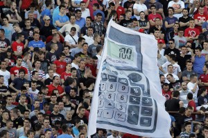 NEREDI NA SEVERU: Žandarmerija potisla Delije (VIDEO) (FOTO)