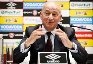 SLAVOLJUB MUSLIN: Ostali smo na samo trojici vezista pred Izrael!