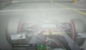 KLJUČA U MONTE KARLU: Danijel Rikiardo pokazao srednji prst Kimiju Raikonenu! (VIDEO)