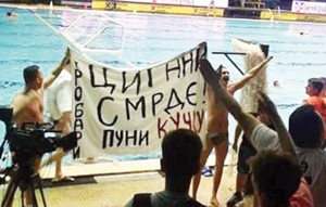 Nemanja Vico o spornom transparentu