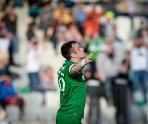 OVACIJE NOVOM IDOLU: Navijači se poklonili Miroslavu Radoviću (VIDEO)