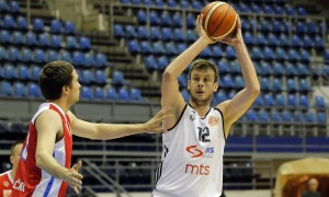 UZ ZVUK SIRENE: Neverovatan pogodak Novice Veličkovića (VIDEO)