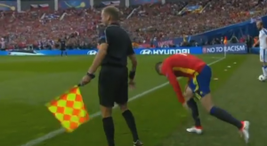 ‘UBI’ SUDIJU: Alvaro Morata će posle ovog uklizavanja moći da kampuje u ofsajdu (VIDEO)