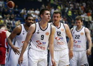 JEDAN TVIT, DVE RADOSTI ZA GROBARE: Vanja Marinković na sjajan način dočekao novo pojačanje Partizana (FOTO)