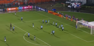 NEVIĐENO: Da li je ovo najlepši gol iz mrtvog ugla ikada? (VIDEO)