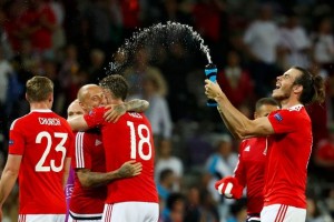 EURO 2016: Autogol odlučio uspavanku na ‘Parku prinčeva’, Vels u istorijskom četvrtfinalu (VIDEO)
