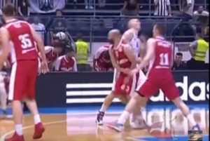 PREKID U PIONIRU: Filip Čović pokušao da nokautira Eda Murića! (VIDEO)
