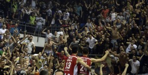 ‘EKSPLOZIJA’ U SITNE SATE: Zvezda iznenada obelodanila dolazak velikog pojačanja! (FOTO)