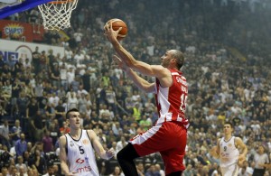 NA DRUGOJ STRANI GRADA: Dok su fudbaleri gubili, košarkaši su nastavili sa pobedama