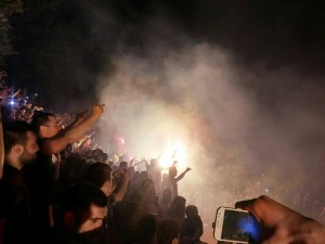 SLAVLJE DO ZORE: Gorela je terasa upravne zgrade na Malom Kalemegdanu (VIDEO)