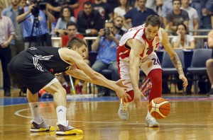 BRUTALNO: Žurka traje, a Jović i Dangubić udaraju ritam! I to baš jako! (VIDEO)