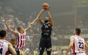 GROBARI SU MU SE PONADALI: Ništa od povratka Amerikanca u Partizan (FOTO)