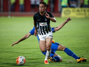 ‘BOMBA’ LEONARDA: Golman je već bio savladan, ali je evrogol zaustavila prečka… (VIDEO)