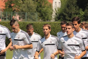 BRAŠANAC ZOVE GROBARE: Lakše je uz pun stadion