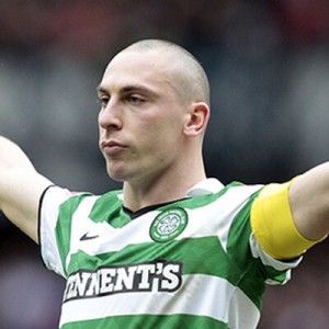 LUD ILI HRABAR: Kapiten Seltika šeta u majici i šortsu na ‘minus 11’ (FOTO)