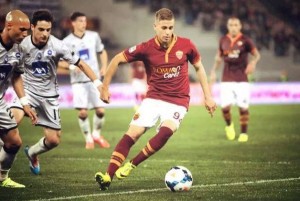 MAGIJA, ALI STVARNO: Fudbaler Rome izveo čaroliju koja je zadivila celu Italiju (VIDEO)