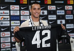 LEO JE KRENUO: A ova rečenica će naterati Grobare da ga obožavaju (FOTO)