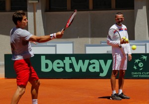 ČENGDU: Lajović ispao u dublu