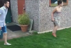 UF: Start sa dve noge s leđa i to devojci u haljini (VIDEO)