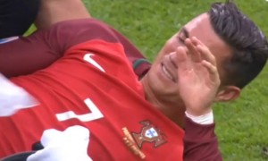E SAD JE KONAČNO PRAVI MUŠKARAC: Kristijano Ronaldo u MMA oktagonu! (VIDEO; FOTO)