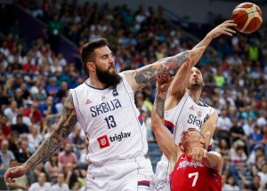 ISKRIVIO JE KONSTRUKCIJU: Pogledajte kako je Raduljica utišao Pirej (VIDEO)