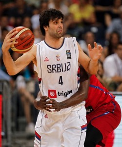 PREPISKA KOJA JE ZAPALILA INTERNET: Američki plejmejker pozvao Teodosića u NBA (FOTO)