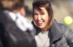 UŠLA U ISTORIJU: Jelena Janković igrala tenis na vrhu Alpa! (VIDEO)