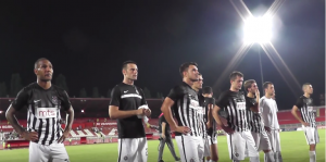 TEŠKE REČI I PRESTRAVLJENA LICA: Ovako su fudbaleri Partizana doživeli torturu od vođe Grobara (VIDEO)