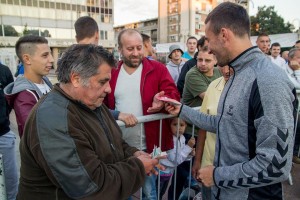 ‘NIŠ JE RADNIČKI’: ‘Meraklije’ dale primer kako spojiti igrače sa navijačima (FOTO)