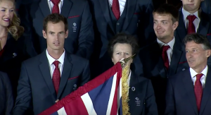 ENDI MAREJ PREDMET PODSMEHA: Vitlao zastavom ispred princeze, dok su svi pra