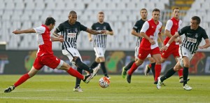 PRŠTAĆE NA ‘KARAĐORĐU’: Lalatović svim silama na Partizan, Nikolić prinudno menjao (SASTAVI)