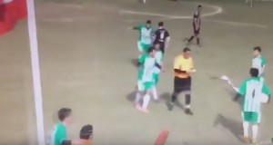 ARGENTINSKO SELO: Zbog grubosti dobio žuti, ali ne zbog starta na igrača (VIDEO)