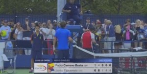 POBESNEO: Sudija ga oštetio, Janko odbio da mu pruži ruku (VIDEO)