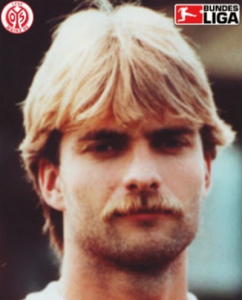 VREMEPLOV: Umrećete od smeha kada vidite najveće svetske trenere iz mlađih dana (FOTO)