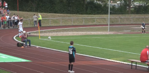 MAJSTORIJA: Bivši fudbaler Partizana trese mreže direktno iz kornera (VIDEO)