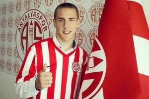 MILAN JEVTOVIĆ ZA HOTSPORT: Eto me uči fore iz Barselone, polako se uklapam u novi tim (FOTO)