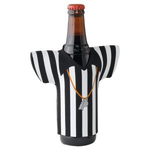 DO SADA NEVIĐENO: Prava ludnica u komšiluku – sudiju pogodili flašom rakije u glavu! (FOTO)