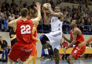 USPELA ‘GENERALKA’ Pobeda Partizana u veoma burnom meču u Subotici!