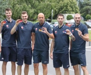 ZA SVE „DELIJE“: Do Zvezdinih karata i na osam rata