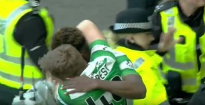 MRŽNJA BEZ GRANICA! Ovakvu rasističku izjavu verovatno nikada niste videli! (VIDEO; FOTO)