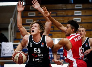 RAMPA: Luković je baš ‘zalepio’ Lazarevića (VIDEO)