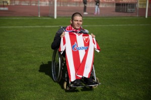 ON VOLI ZVEZDU: A Zvezda je uzvratila na fenomenalan način (VIDEO)