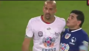 SPEKTAKL: Sa jedne strane Toti i Maradona, sa druge Ronaldinjo i Rui Košta, a onda je El Pibe hteo da se bije sa zemljakom (VIDEO)