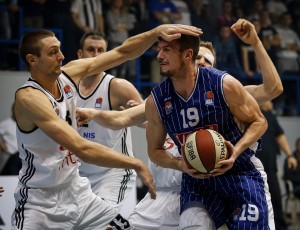 SVI SE DIVE GROBARIMA: Još jedna potvrda poštovanja koje uživaju navijači Partizana (FOTO)