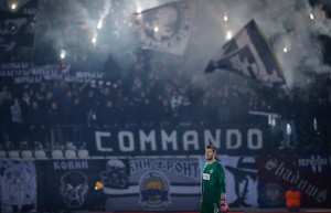 OD LEPIH DO RUŽNIH SCENA: Grobari su sinoć odlai počast pravim malim herojima, a onda je usledila… (FOTO)